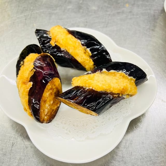 Stuffed Eggplant 煎釀茄子.