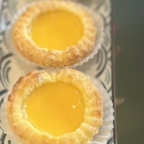 Egg Tart 酥皮焗蛋撻.