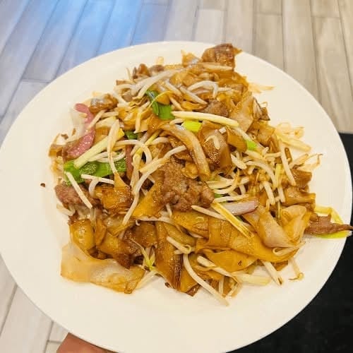 Chicken Chowfun 濕炒雞河.